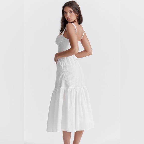 House of CB Elia White Broderie Anglaise Midi Sundress. Size Xsmall - Picture 9 of 17
